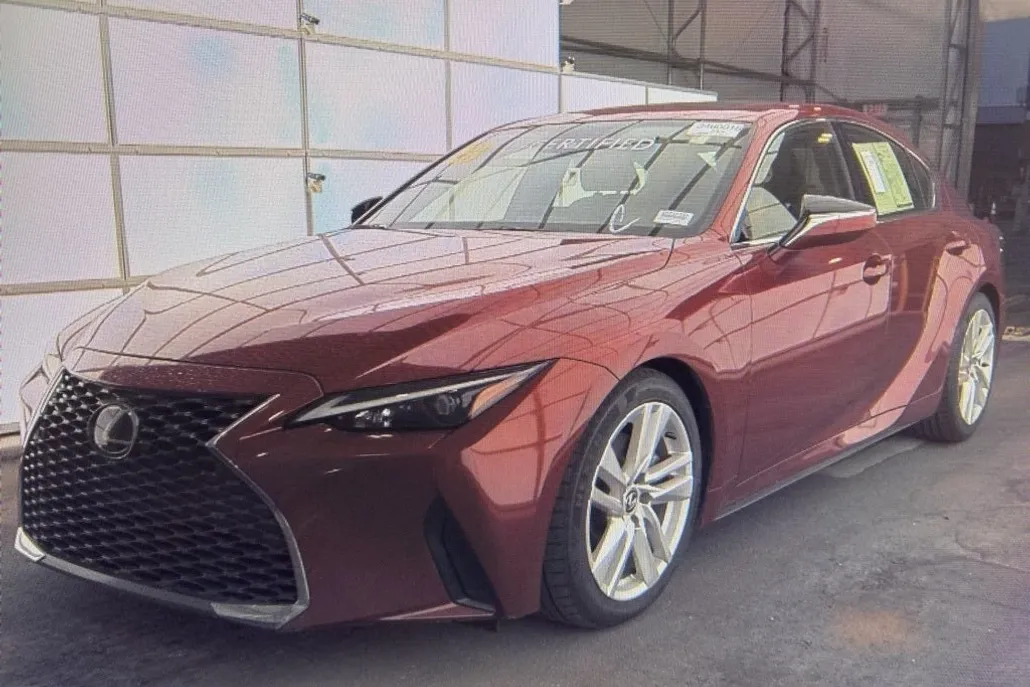2023 Lexus IS 300 photo 1