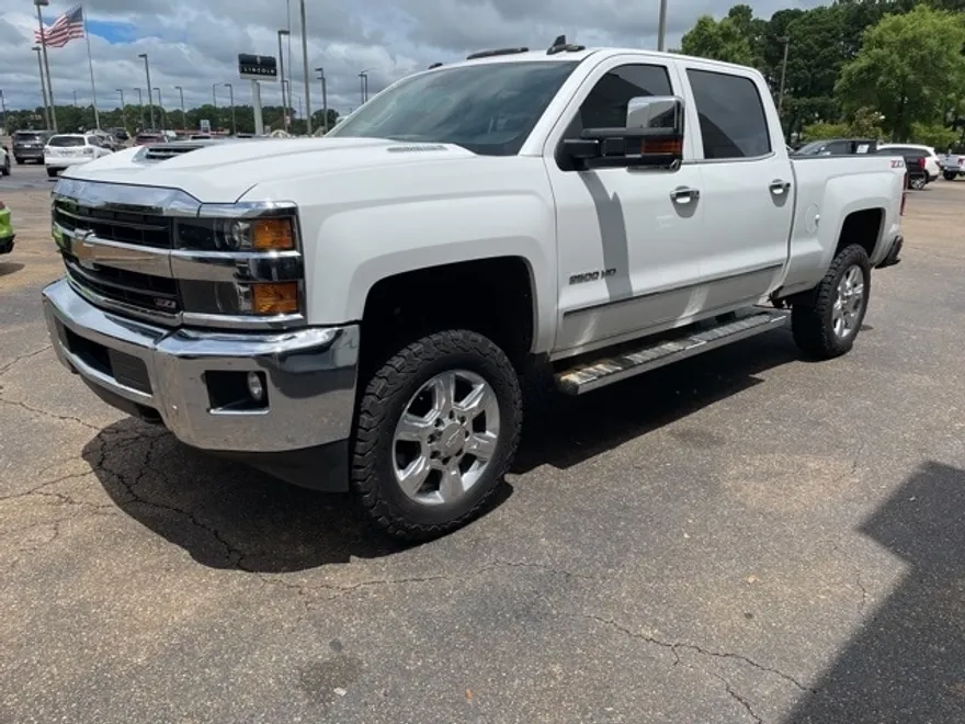2018 Chevrolet Silverado 2500HD LTZ photo 1
