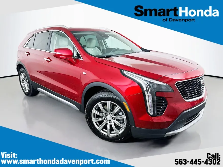 2022 Cadillac XT4 Premium Luxury photo 1