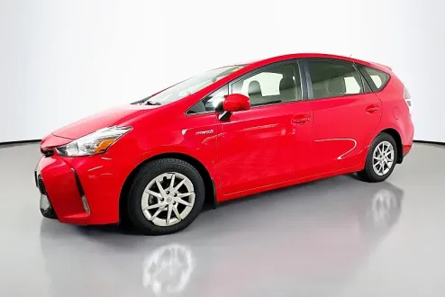 2016 Toyota Prius V Three photo 3