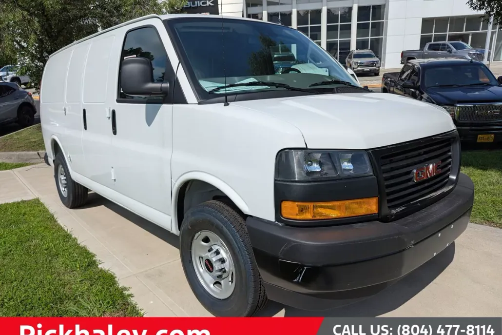 2025 Gmc Savana Cargo 2500 photo 1