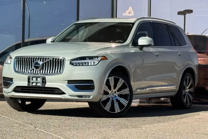 2020 Volvo XC90 T6 Inscription Sport photo 1