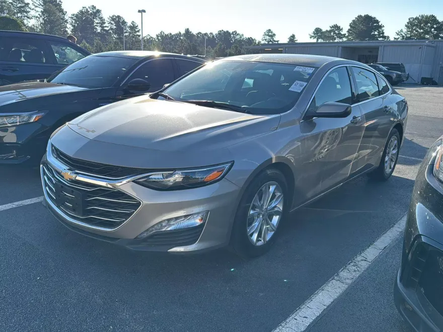 2023 Chevrolet Malibu 1LT photo 1