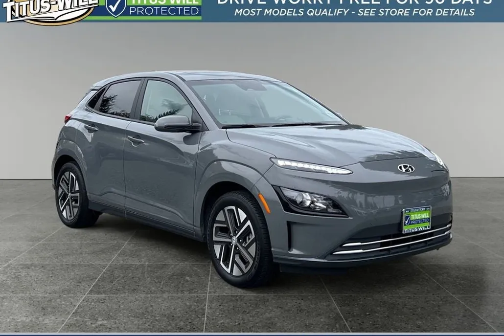 2022 Hyundai Kona Electric SEL photo 1