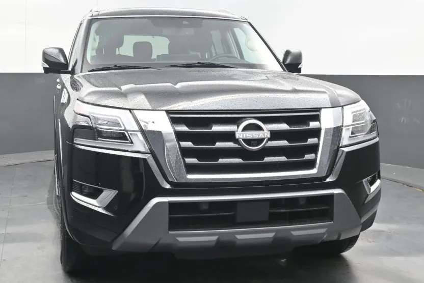 2024 Nissan Armada SL photo 1