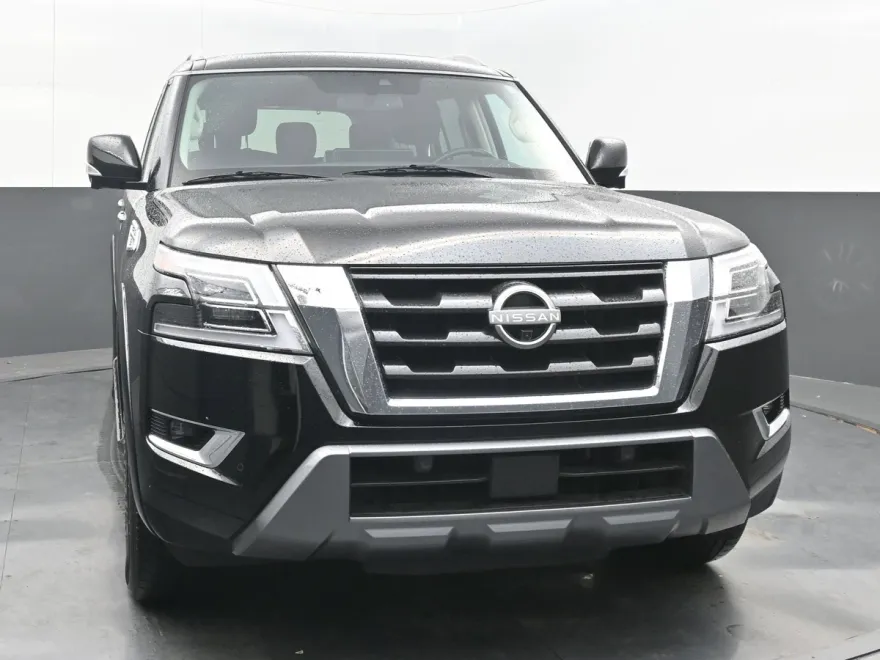 2024 Nissan Armada SL photo 1
