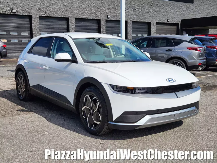 2022 Hyundai Ioniq 5 SEL photo 1