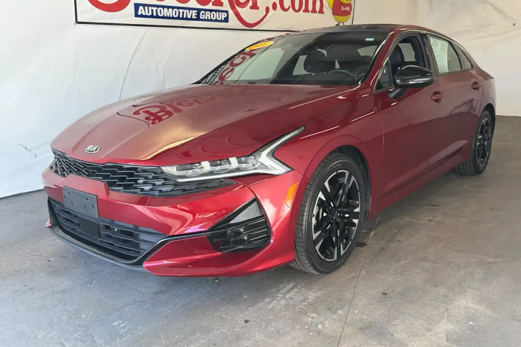 2021 Kia K5 GT-Line photo 1