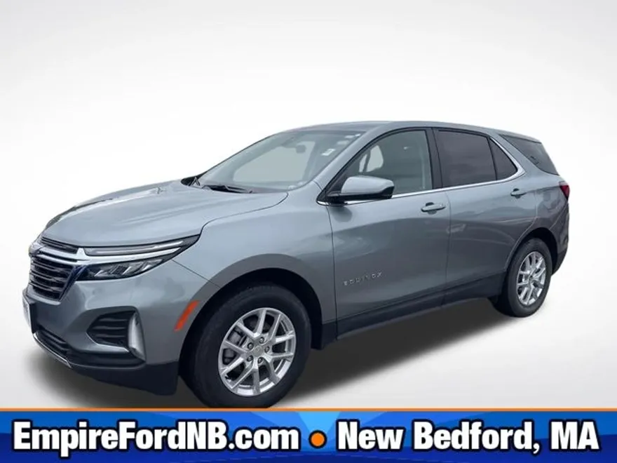 2024 Chevrolet Equinox LT photo 1