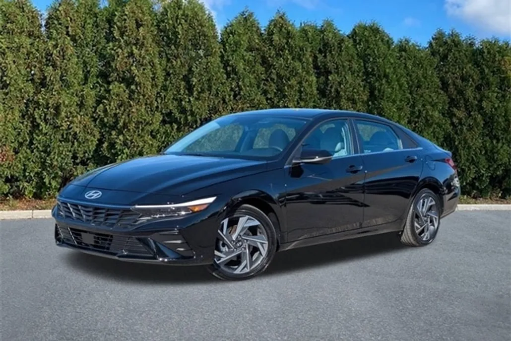 2025 Hyundai Elantra Hybrid Limited photo 1