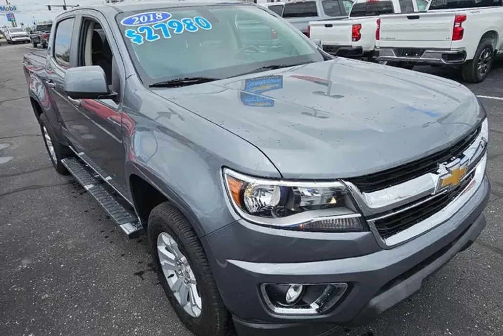 2018 Chevrolet Colorado LT photo 1