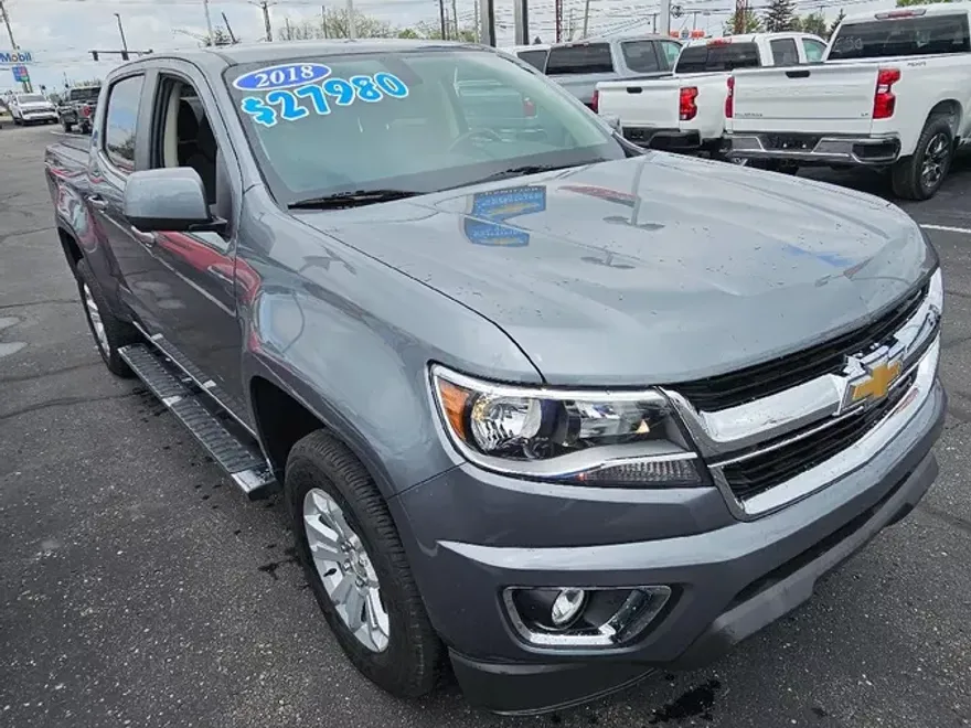 2018 Chevrolet Colorado LT photo 1