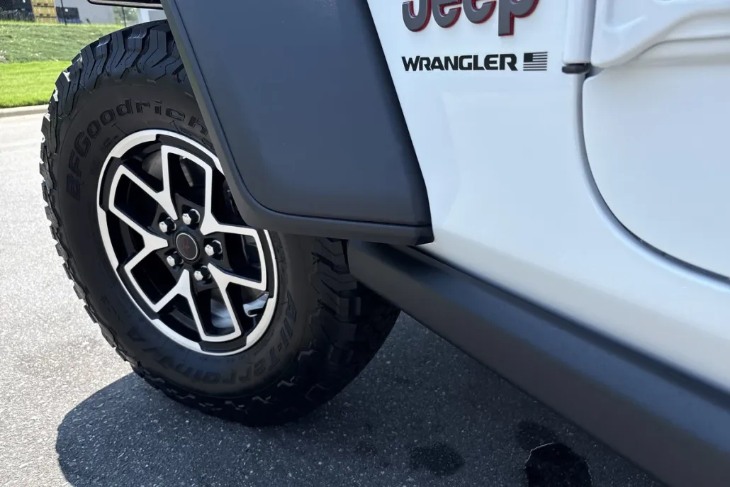 2025 Jeep Wrangler Rubicon photo 1