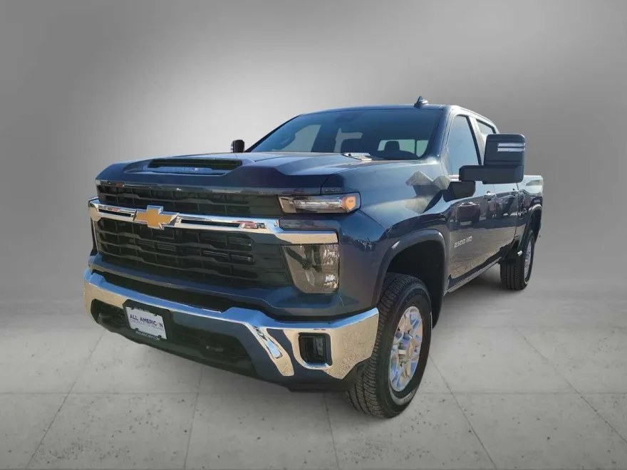 2025 Chevrolet Silverado 2500HD LT photo 1