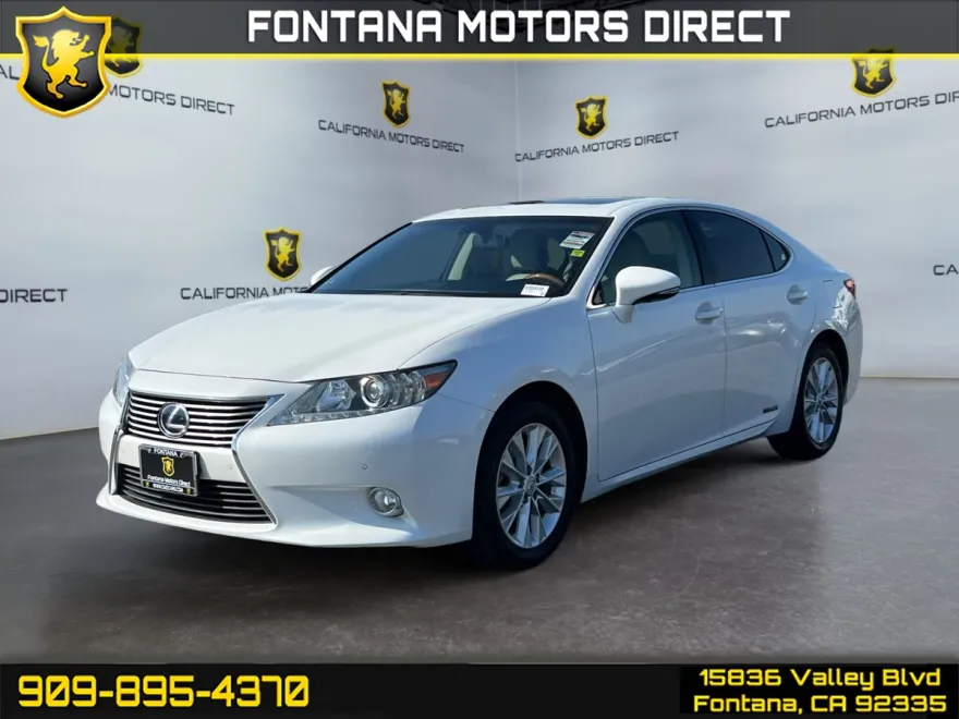 2013 Lexus ES 300h photo 1