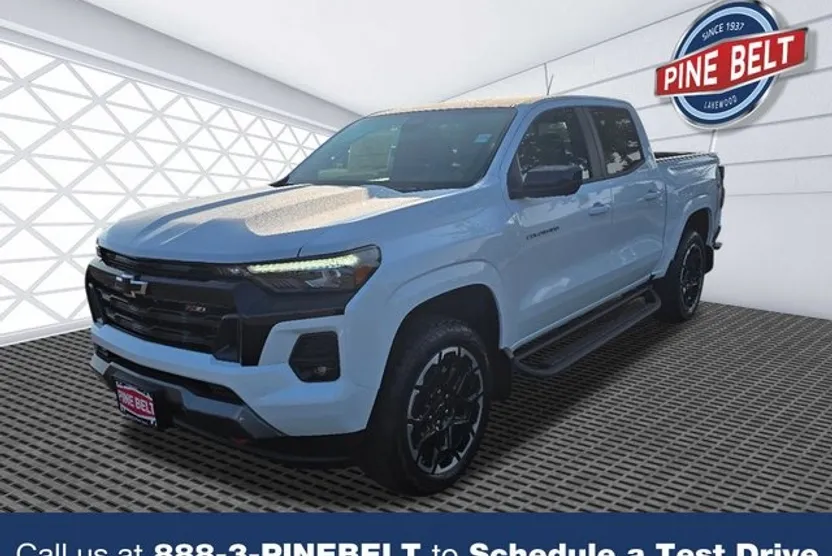 2026 Chevrolet Colorado Z71 photo 1