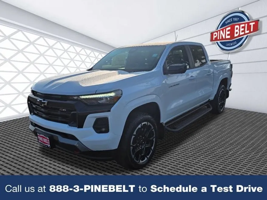2026 Chevrolet Colorado Z71 photo 1