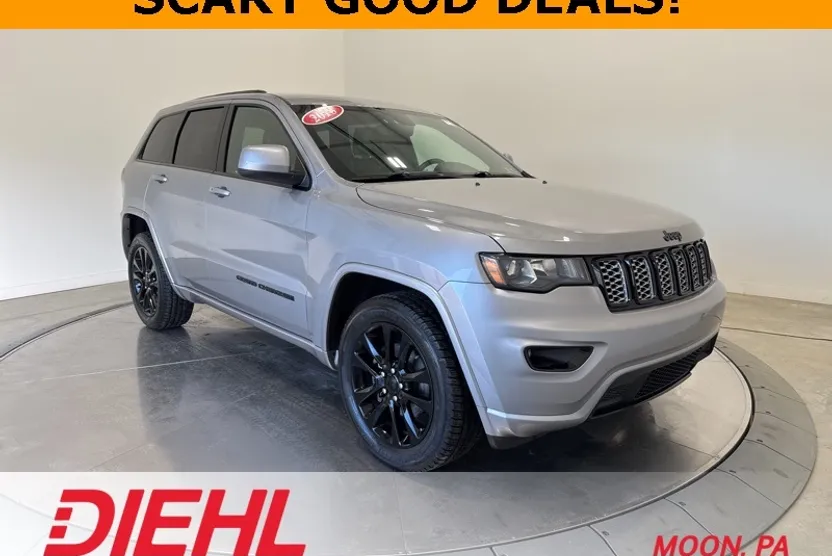 2018 Jeep Grand Cherokee Altitude photo 1