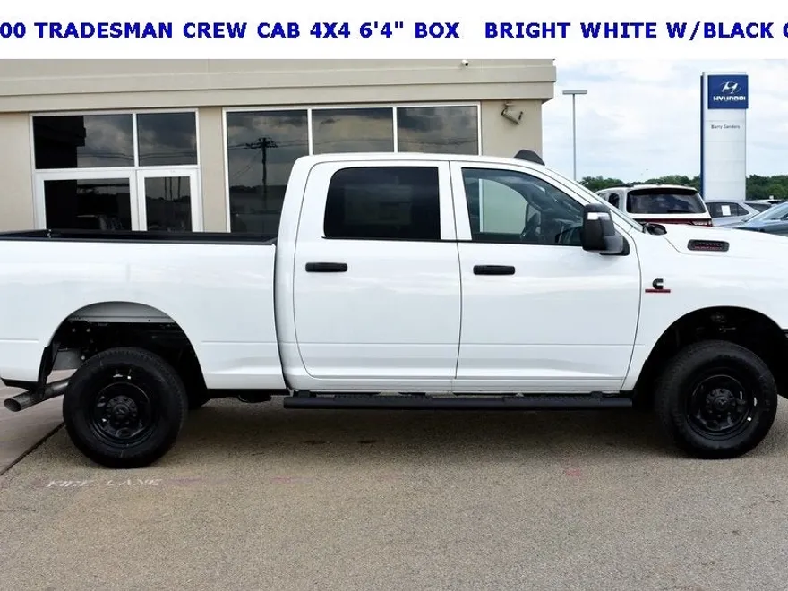 2025 Ram 2500 Tradesman photo 1