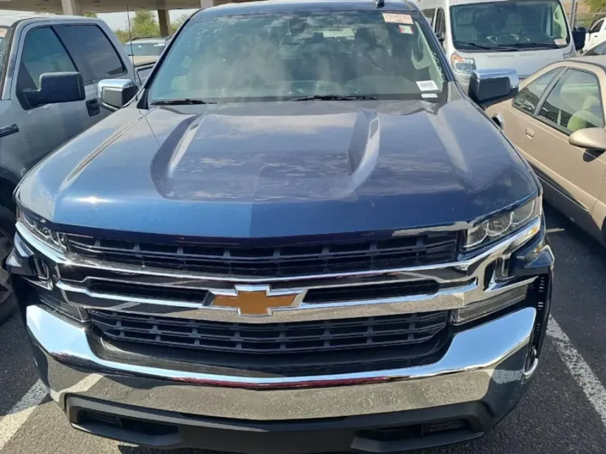 2021 Chevrolet Silverado 1500 LT photo 1
