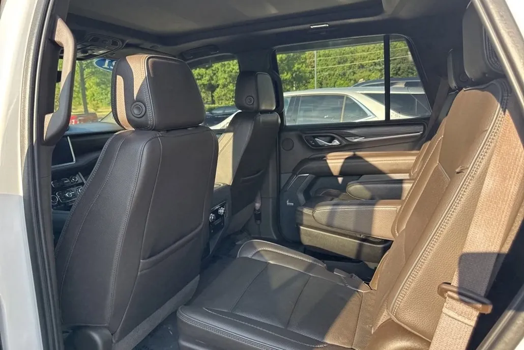 2021 Gmc Yukon Denali photo 1