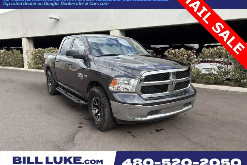 2019 Ram 1500 SLT photo 1