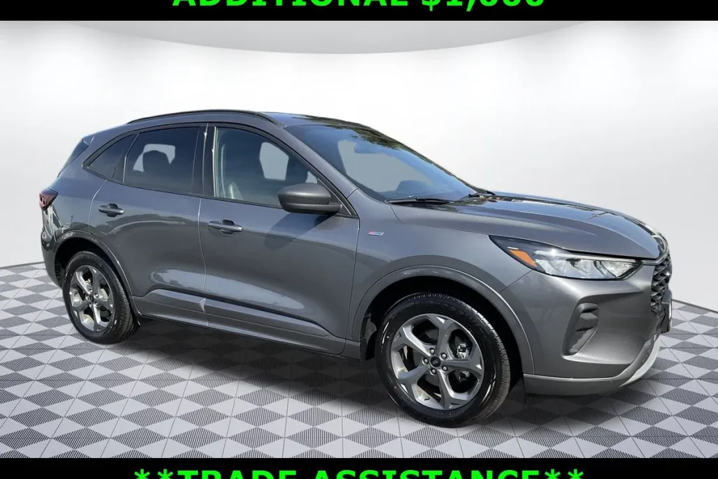 2024 Ford Escape ST-Line photo 1