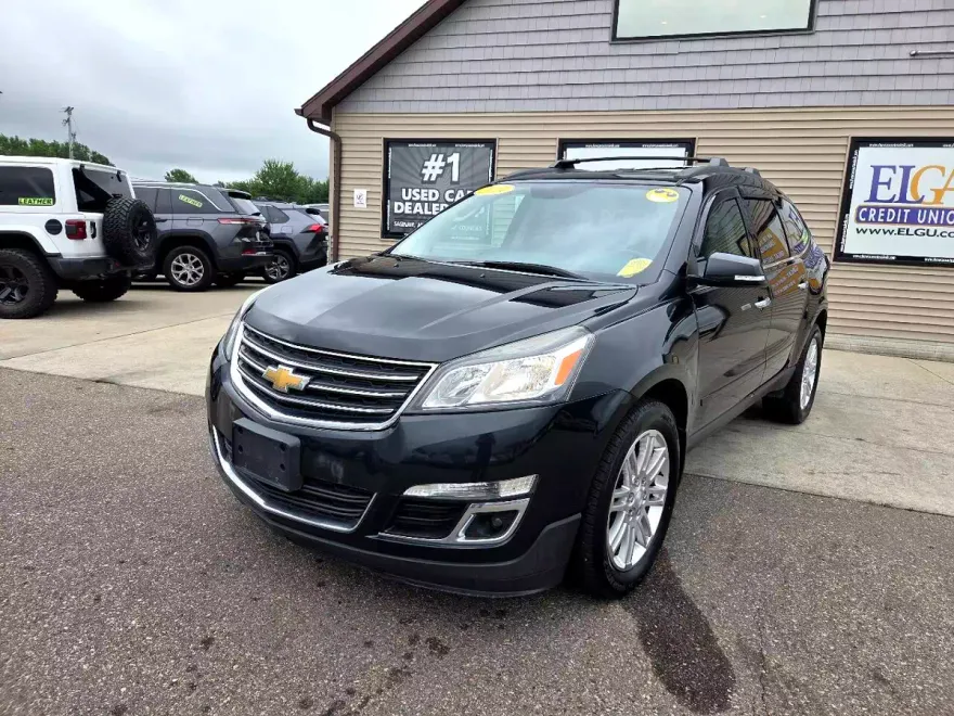 2014 Chevrolet Traverse 1LT photo 1