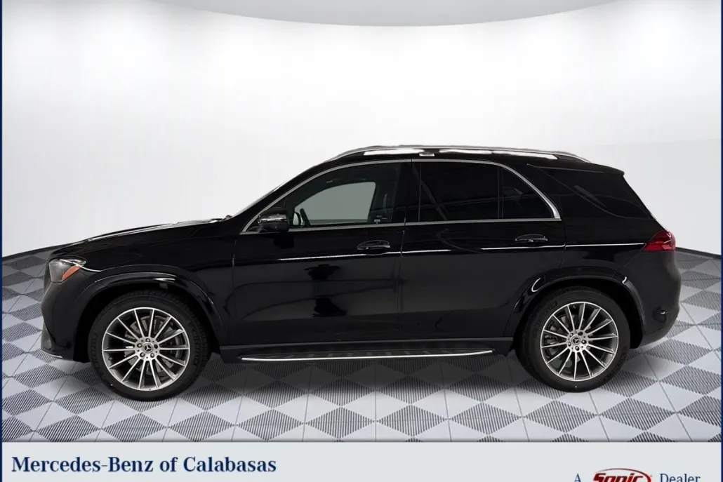 2026 Mercedes Benz GLE 580 4MATIC photo 1
