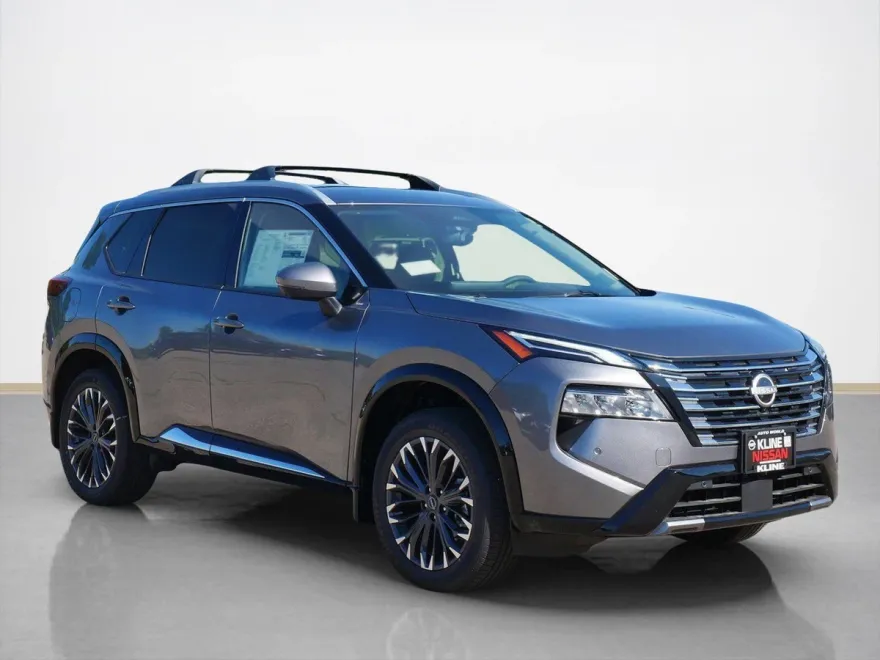 2026 Nissan Rogue Platinum photo 1