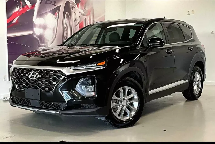2020 Hyundai Santa Fe SE photo 1