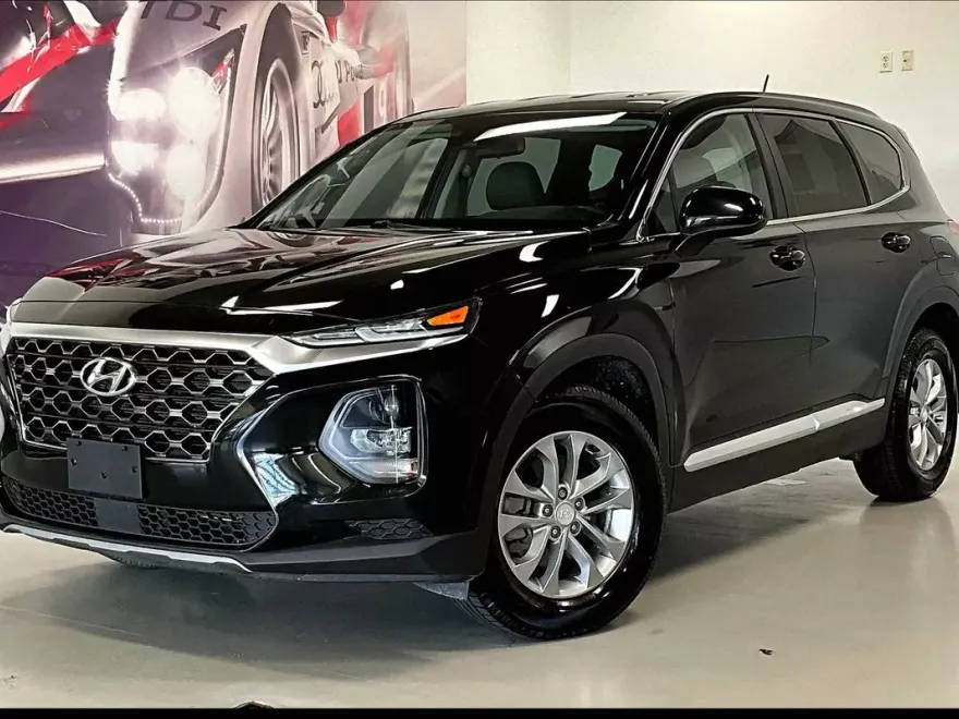 2020 Hyundai Santa Fe SE photo 1