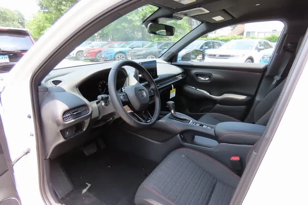2026 Honda HR-V Sport photo 1