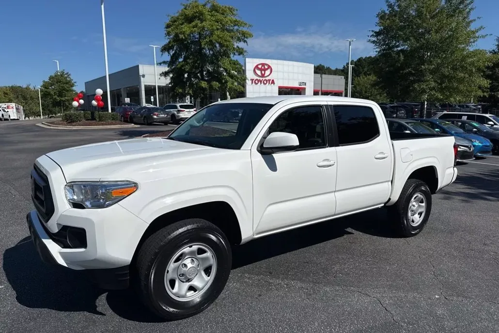 2023 Toyota Tacoma SR photo 1