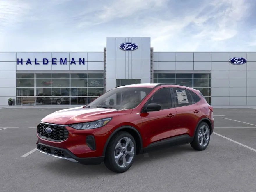 2025 Ford Escape ST-Line photo 1