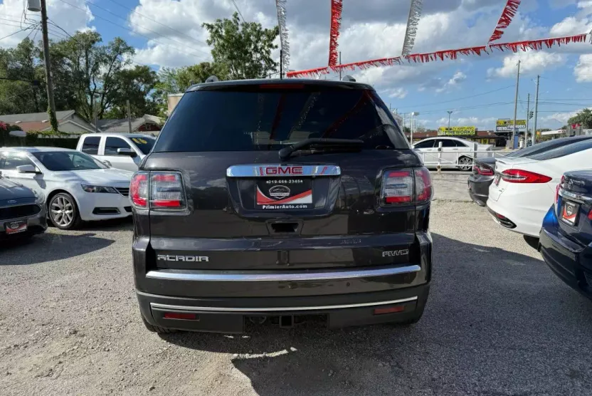 2015 Gmc Acadia SLT photo 1