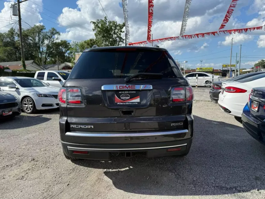 2015 Gmc Acadia SLT photo 1
