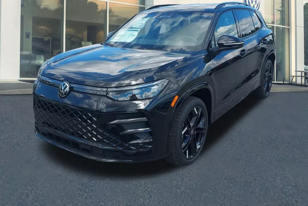 2025 Volkswagen Tiguan SE R-Line Black photo 1