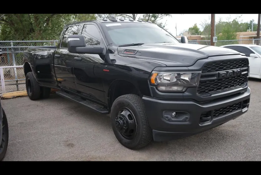 2024 Ram 3500 Tradesman photo 1