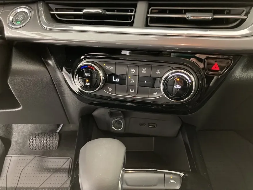 2025 Chevrolet Trax ACTIV photo 1