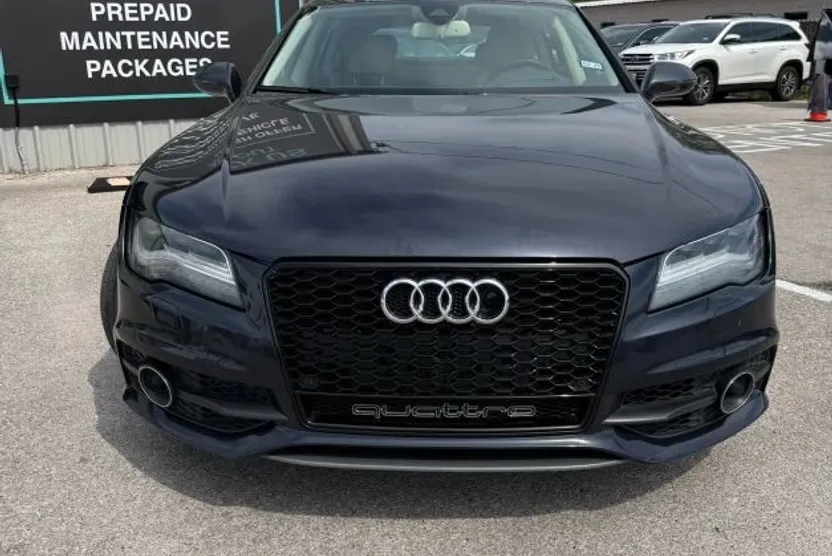 2012 Audi A7 Premium photo 1