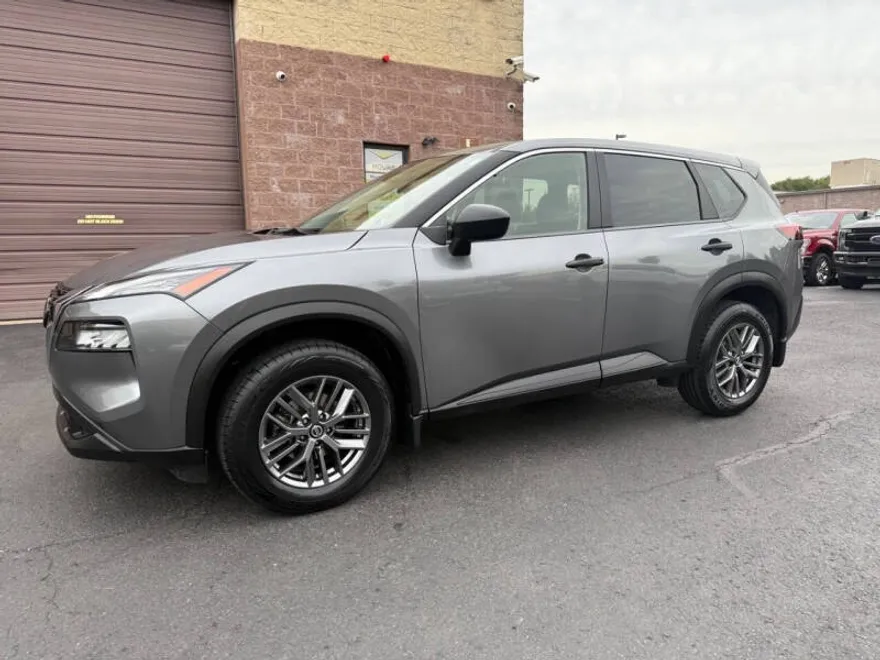 2021 Nissan Rogue S photo 1
