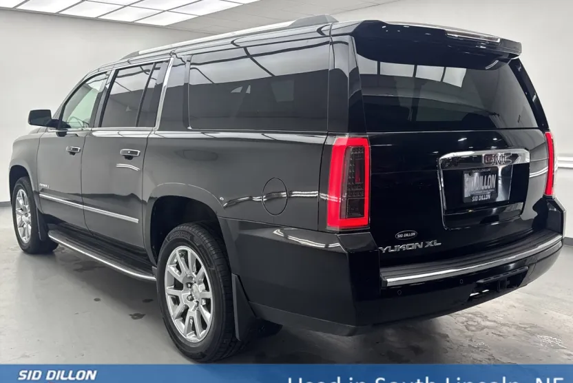 2015 Gmc Yukon XL Denali photo 1