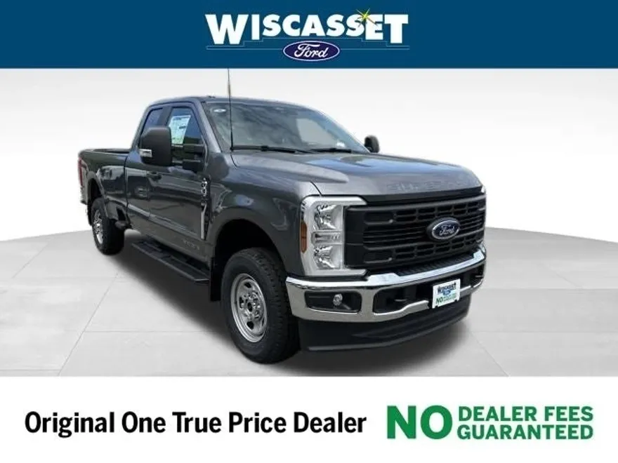 2025 Ford F-350 XL photo 1