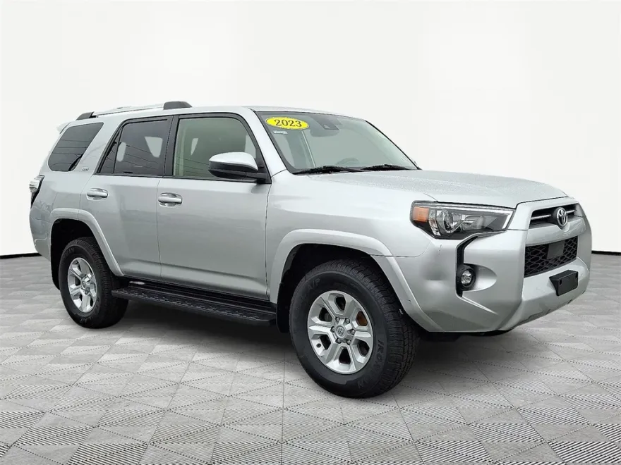 2023 Toyota 4Runner SR5 photo 1