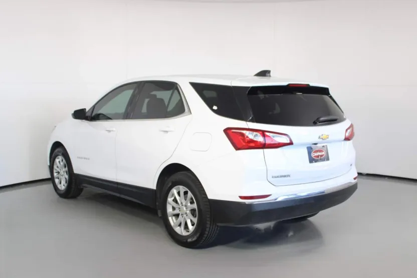 2020 Chevrolet Equinox LT photo 1