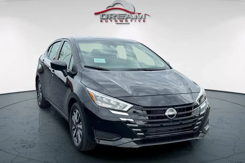 2025 Nissan Versa SV photo 1