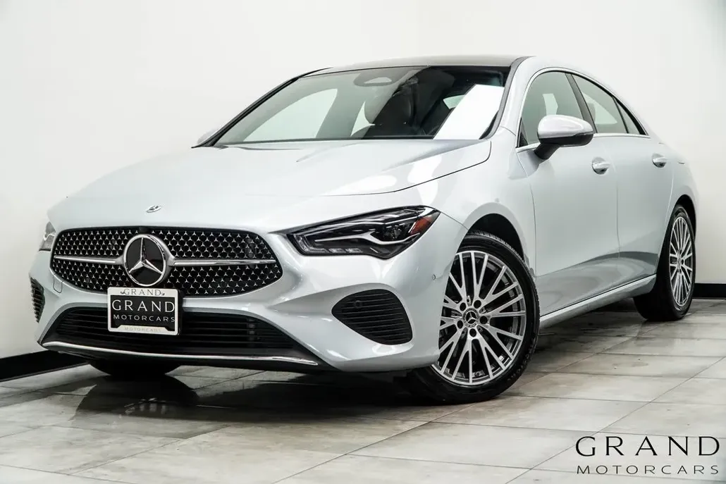 2025 Mercedes Benz CLA 250 photo 1