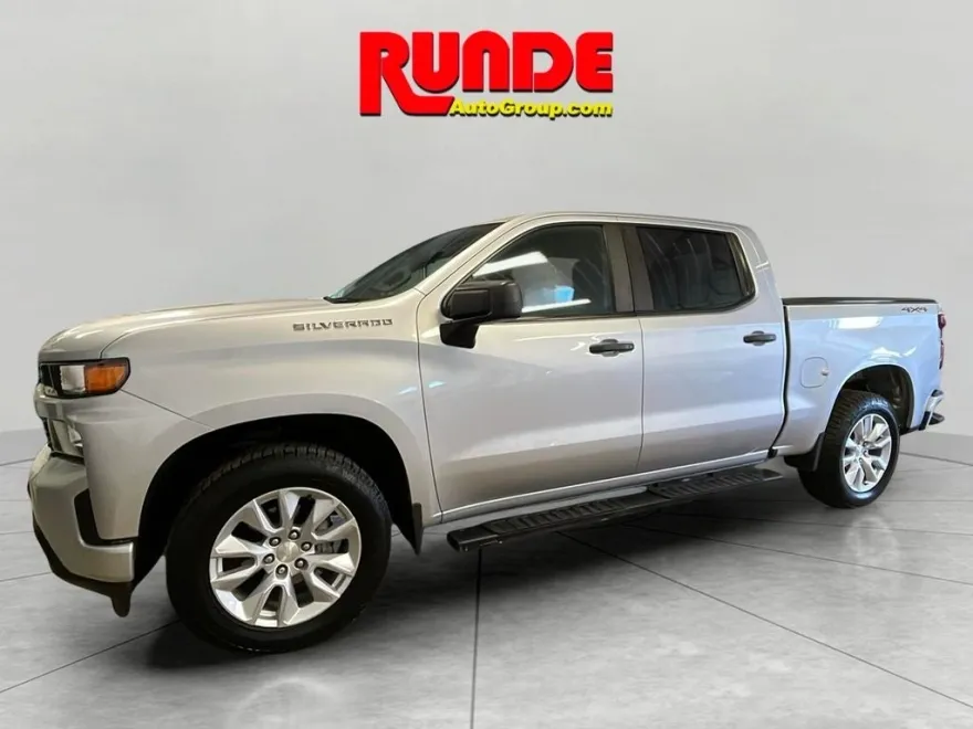 2022 Chevrolet Silverado 1500 Custom photo 1