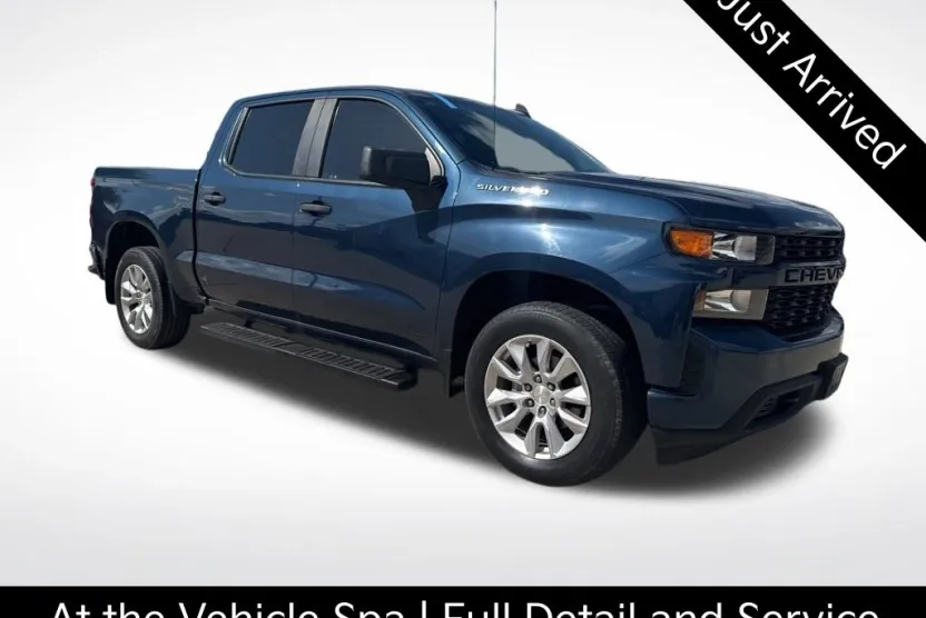 2021 Chevrolet Silverado 1500 Custom photo 1